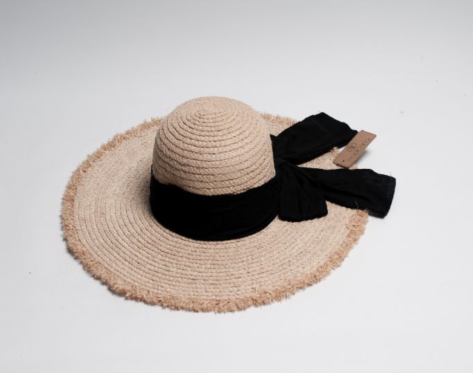 Straw Hat with Frayed Edge and Black 